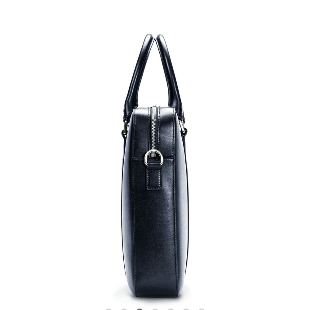 Sophisticated Blue Leather Briefcase for Men and ladies - Picture 4 of 11